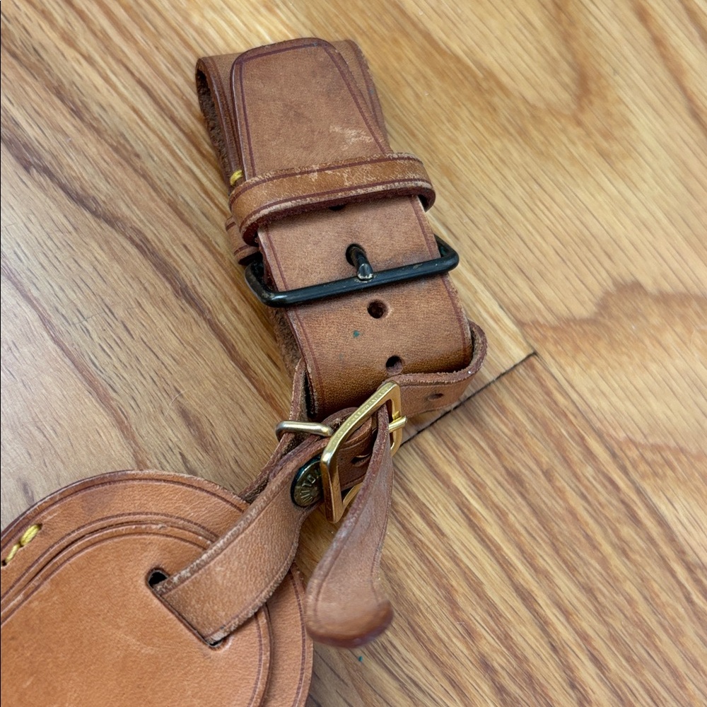 Louis Vuitton Luggage Tag & Key - Picture 3 of 8